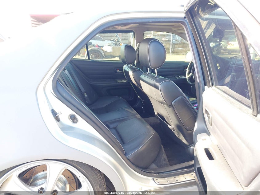 2001 Lexus Is 300 VIN: JTHBD182X10023486 Lot: 44697745