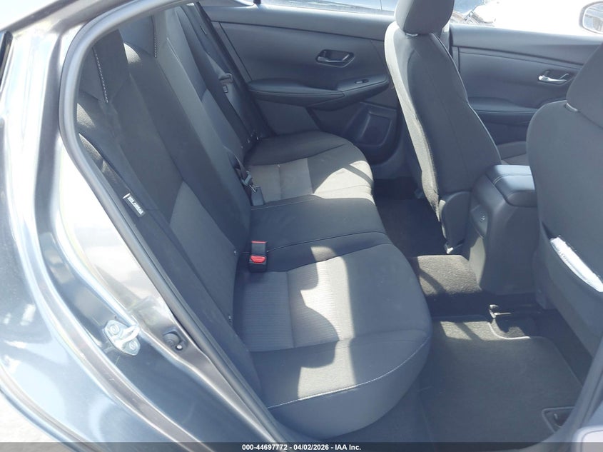 2025 NISSAN SENTRA 2.0L I-4 DI, DOHC, V(VIN: 3N1AB8CV2SY401081
