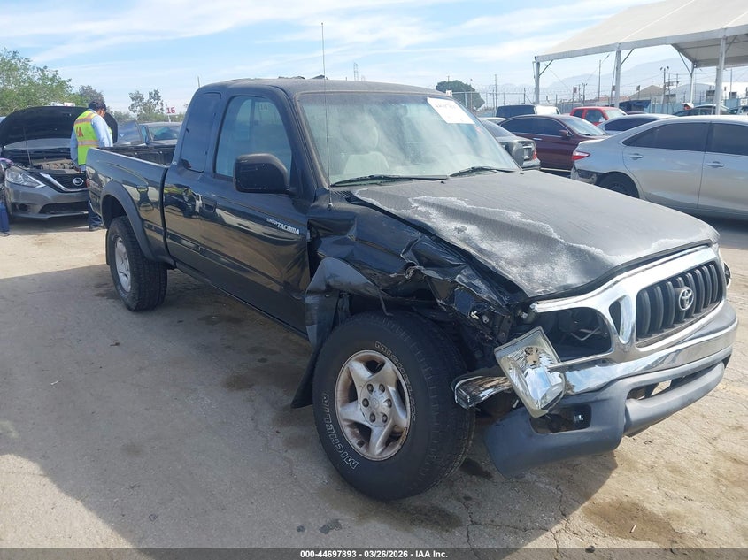 2004 Toyota Tacoma Base V6
