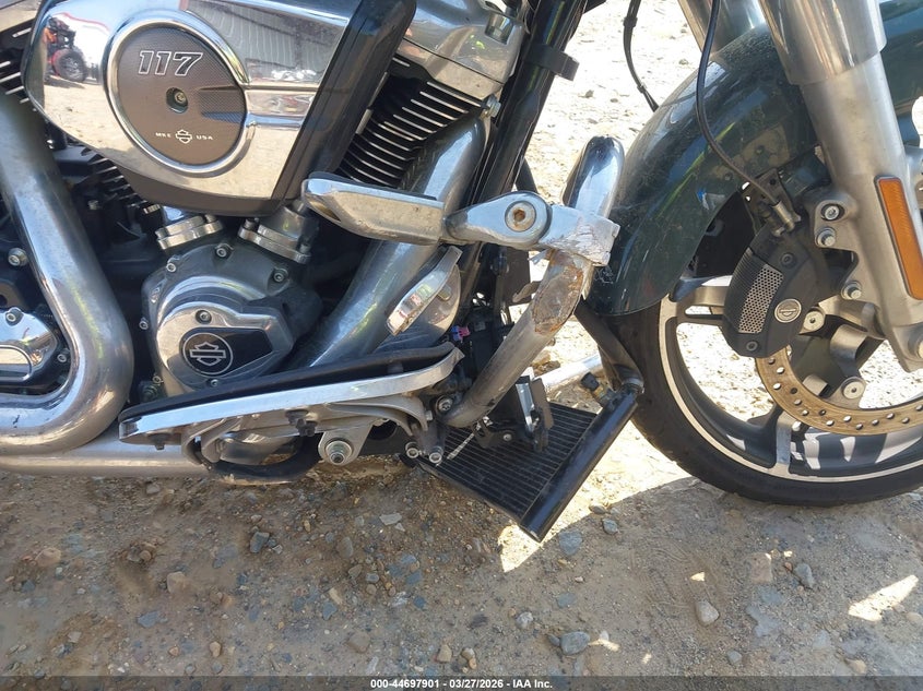 2024 Harley-Davidson Fltrx VIN: 1HD1KH717RB630559 Lot: 44697901