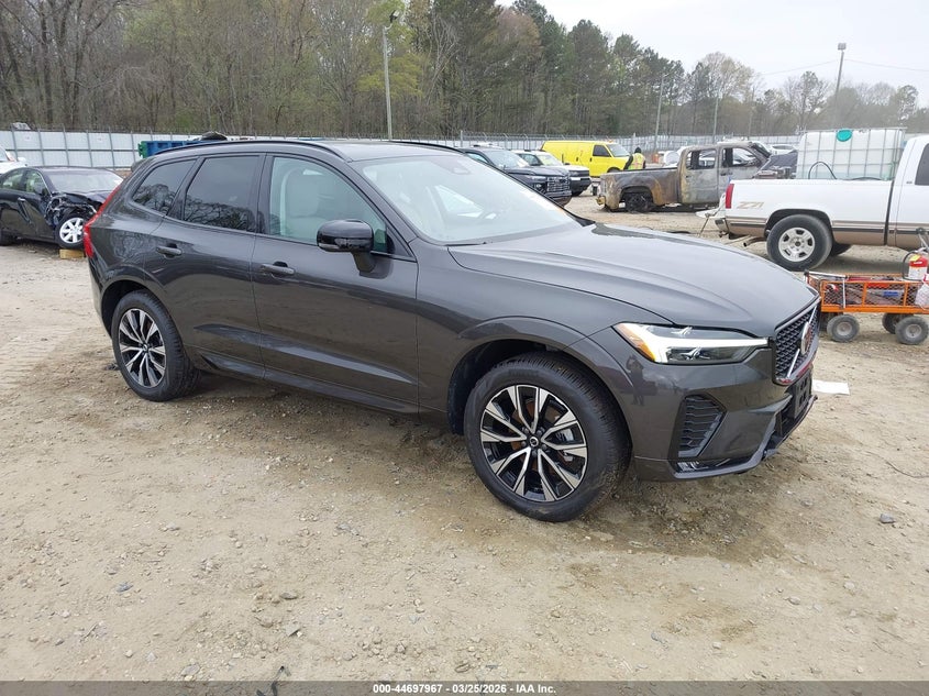 2025 Volvo Xc60 B5 Core