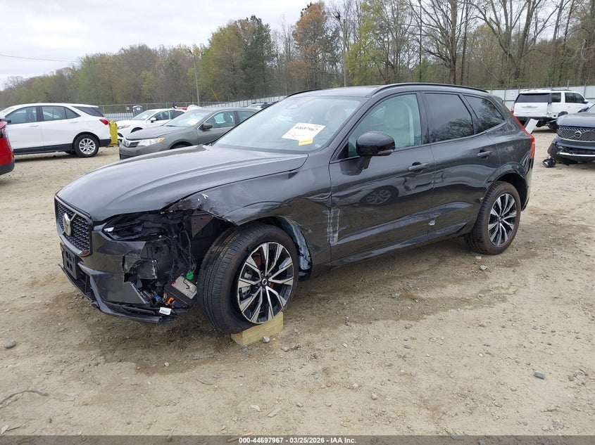 2025 Volvo Xc60 B5 Core