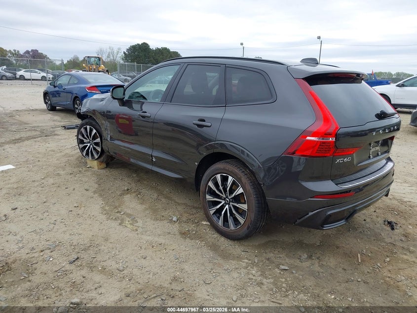 2025 Volvo Xc60 B5 Core
