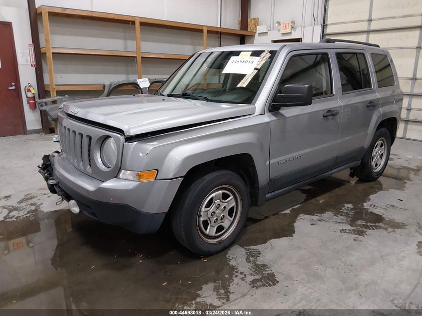 1C4NJPBA2ED752526 2014 Jeep Patriot Sport photo 1
