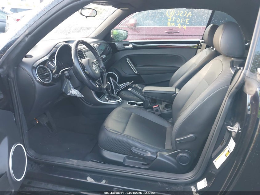 2018 Volkswagen Beetle 2.0T Coast/2.0T S/2.0T Se