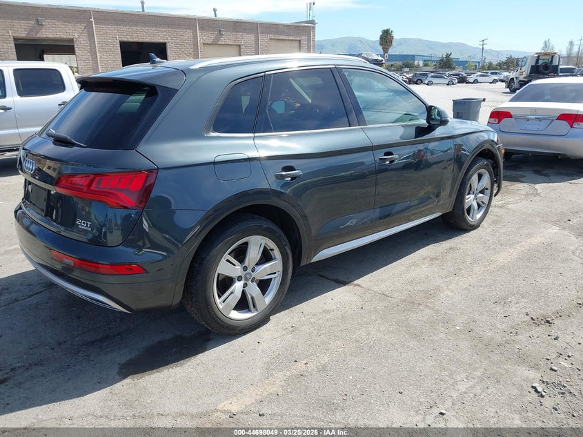 Vin: wa1anafy4j2003377, lot: 45195166, audi q5 2.0t premium/2.0t tech premium 20184