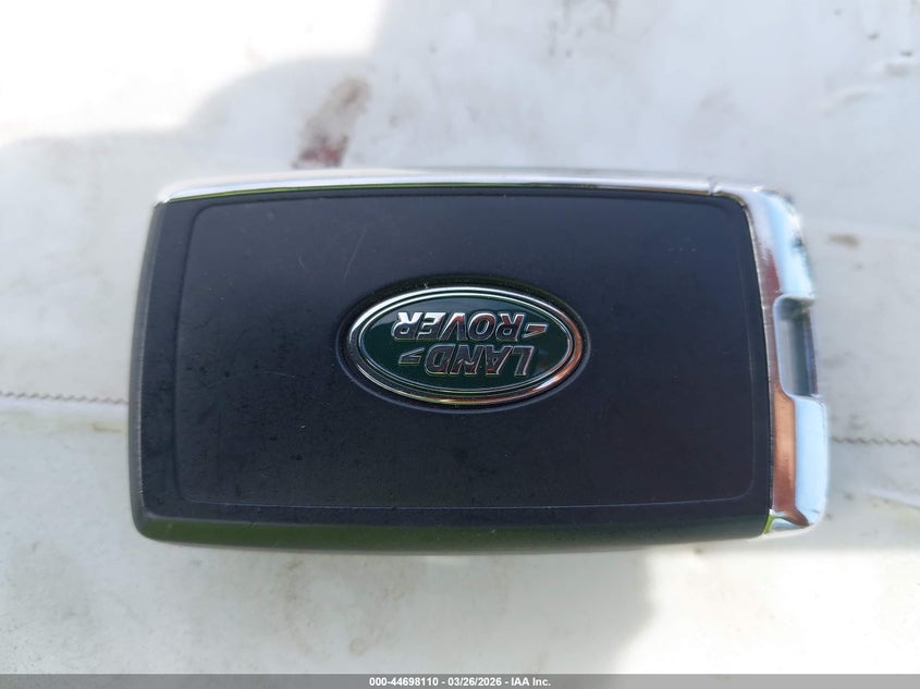 2026 Land Rover Range Rover Velar P250 S VIN: SALYJ2EX2TA820007 Lot: 44698110