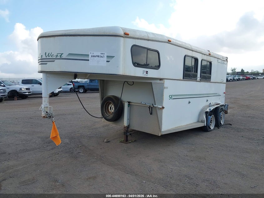 2000 Trails West Manufacturing Trailer