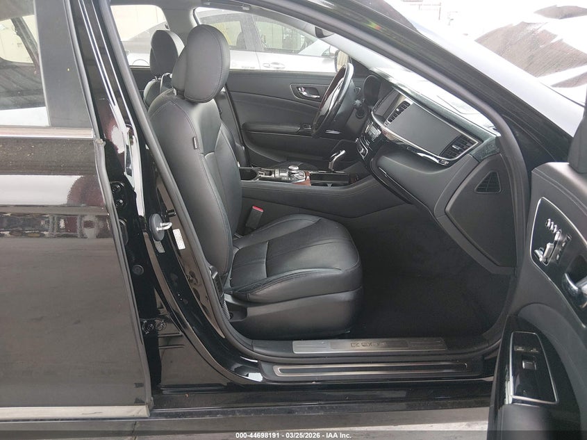 2015 Kia K900 Premium