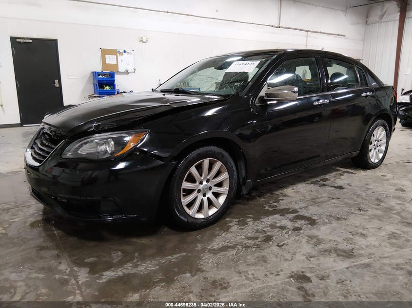 Vin: 1c3ccbcg3en108054, lot: 45195352, chrysler 200 limited 20142