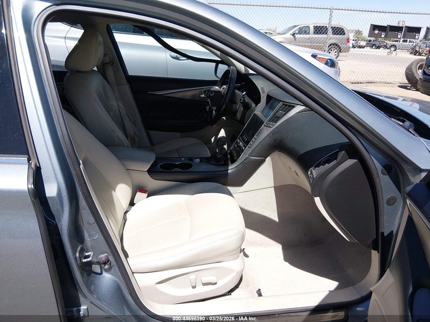 2014 Infiniti Q50 Premium