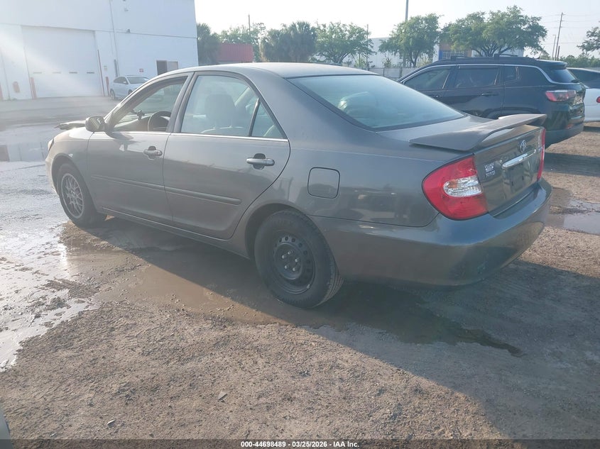 2003 Toyota Camry Le