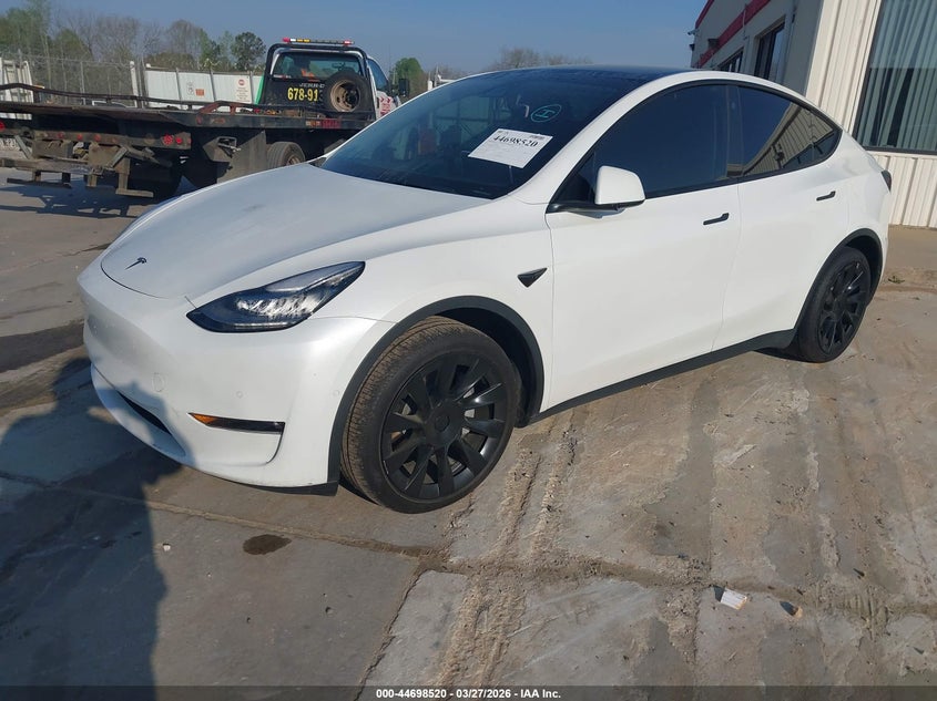 Vin: 5yjygdee3mf176915, lot: 45195637, tesla model y long range dual motor all-wheel drive 20212