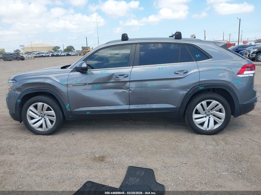 2020 Volkswagen Atlas Cross Sport 2.0T Se W/Technology/2.0T Se W/Technology R-Line VIN: 1V2YC2CA8LC228288 Lot: 44698645