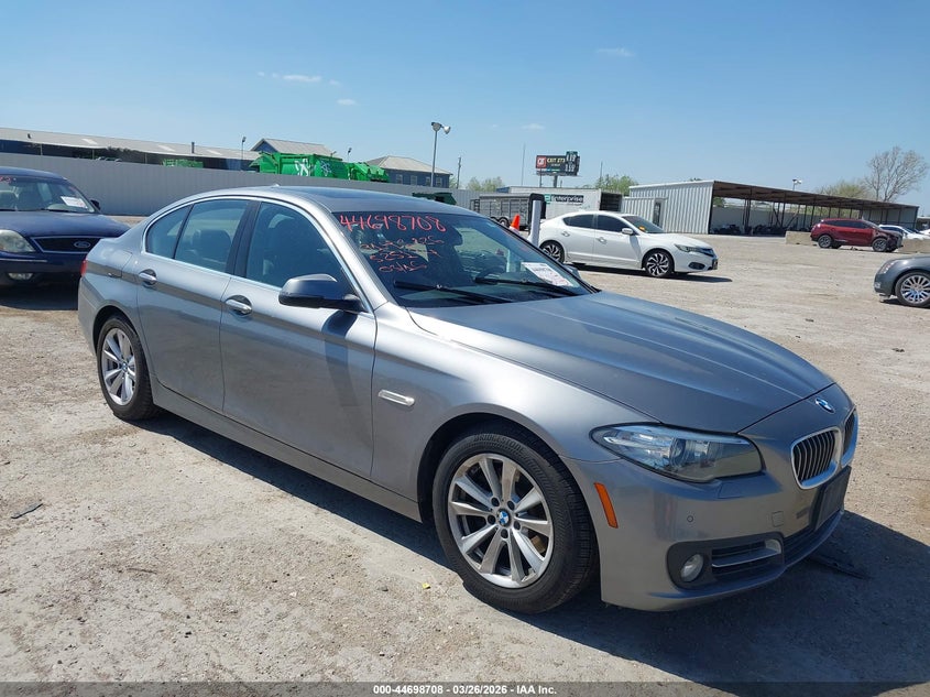 2015 BMW 528I