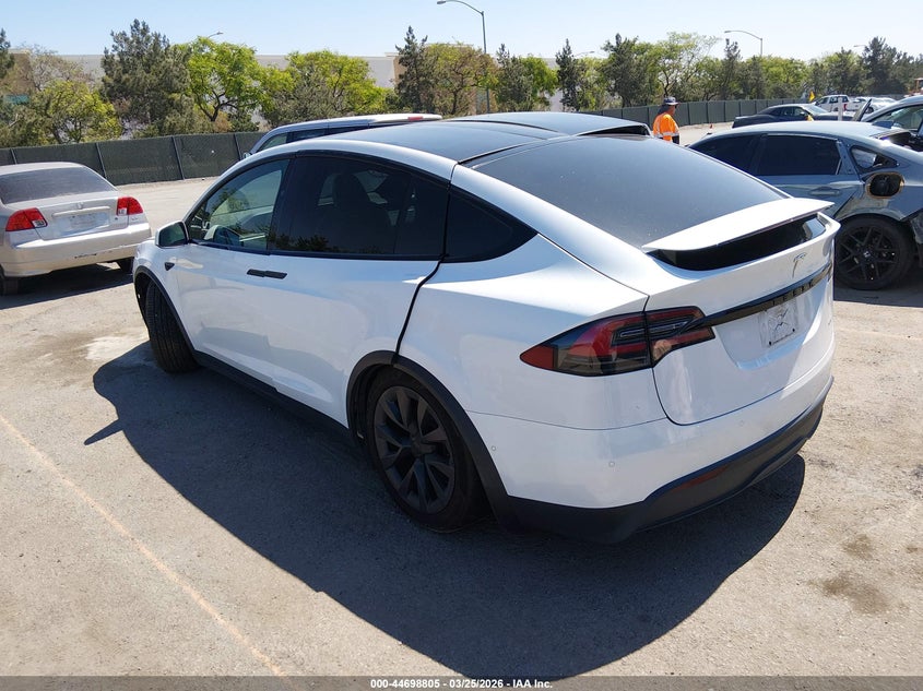 2022 Tesla Model X Plaid Tri Motor All-Wheel Drive