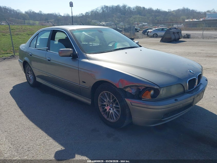 2002 BMW 530Ia