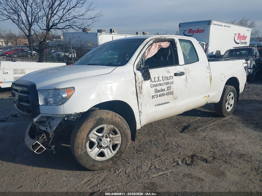 5TFRU5F10CX026182 2012 Toyota Tundra Grade V6 photo 1