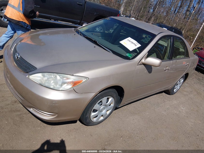2004 Toyota Camry Le