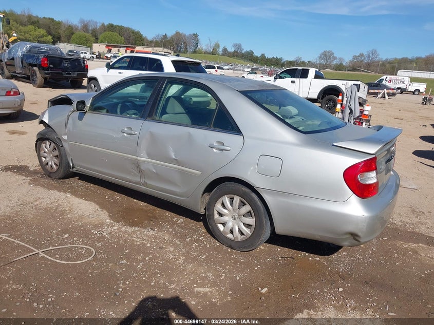 2005 Toyota Camry Le