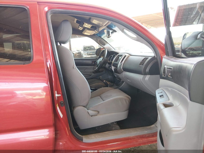 2013 Toyota Tacoma Base V6
