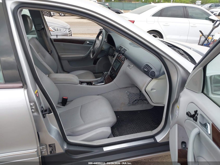 2002 Mercedes-Benz C 240