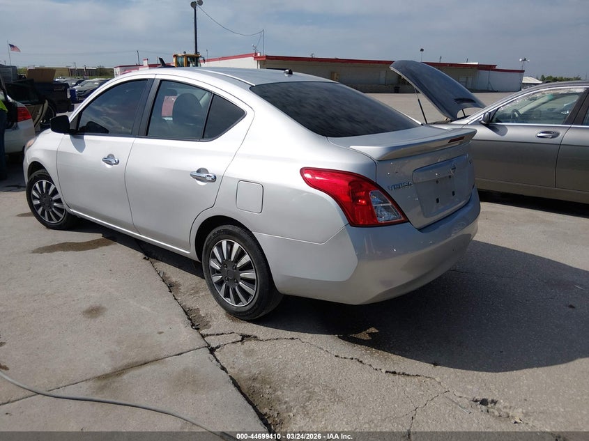 2018 Nissan Versa 1.6 Sv