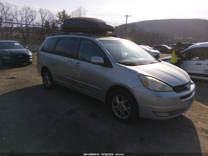 2004 Toyota Sienna Xle