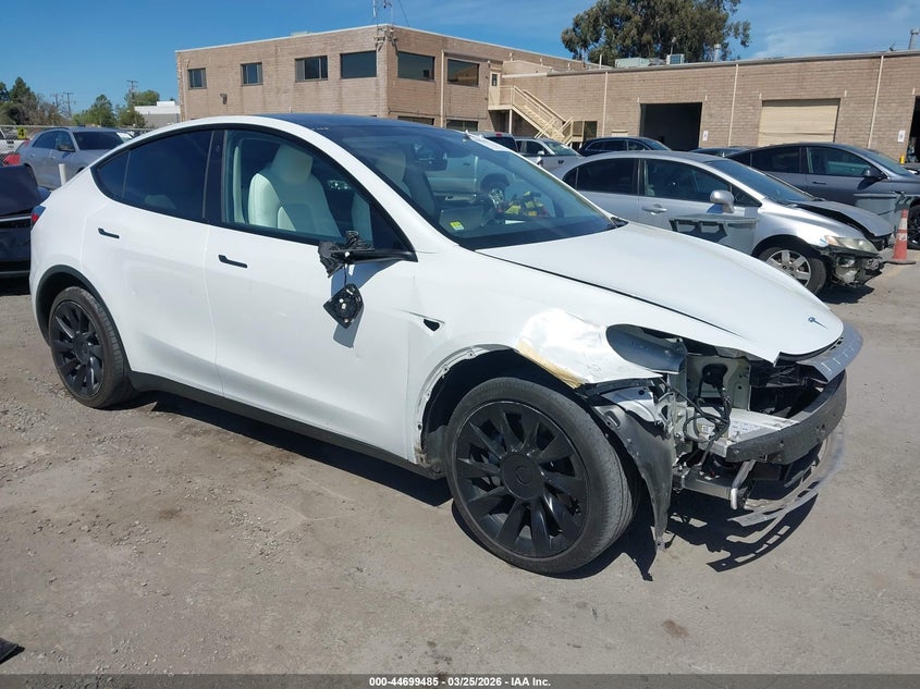 2023 Tesla Model Y Awd/Long Range Dual Motor All-Wheel Drive