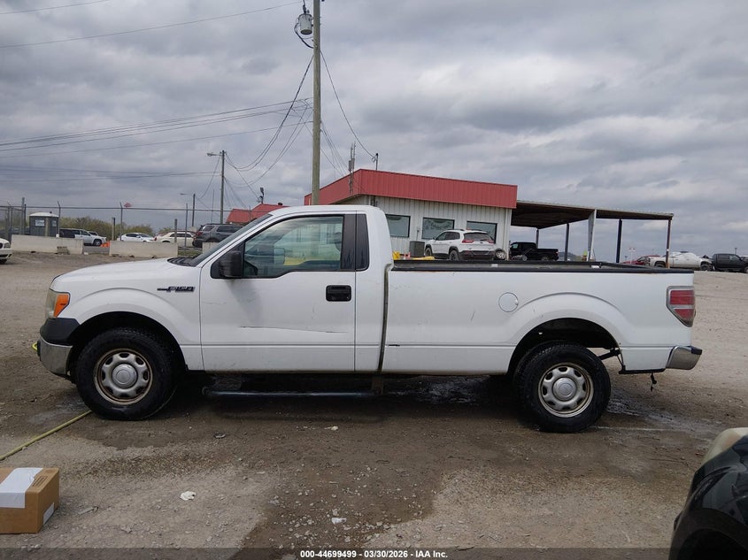 1FTMF1CM4CKD31385 2012 Ford F-150 3.7 Xl white