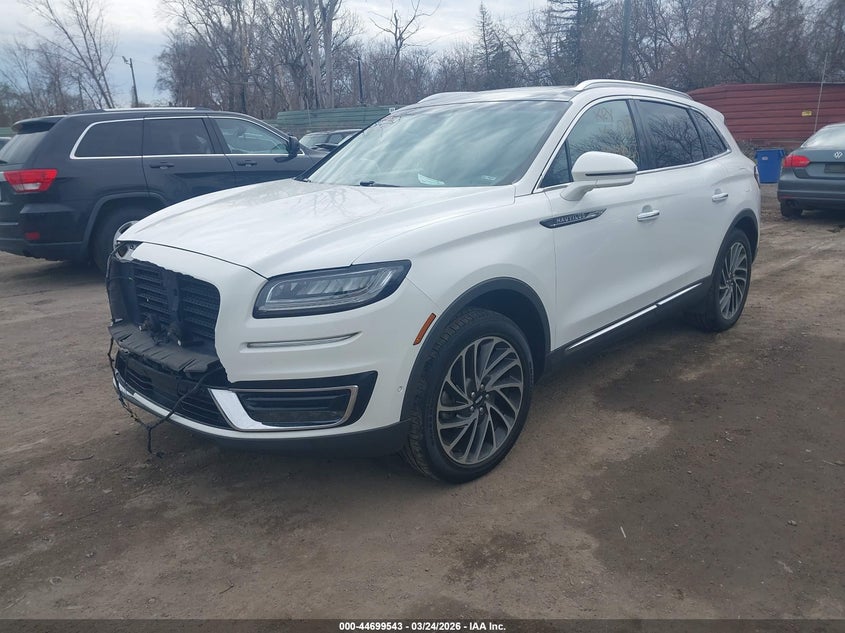 2020 Lincoln Nautilus Reserve