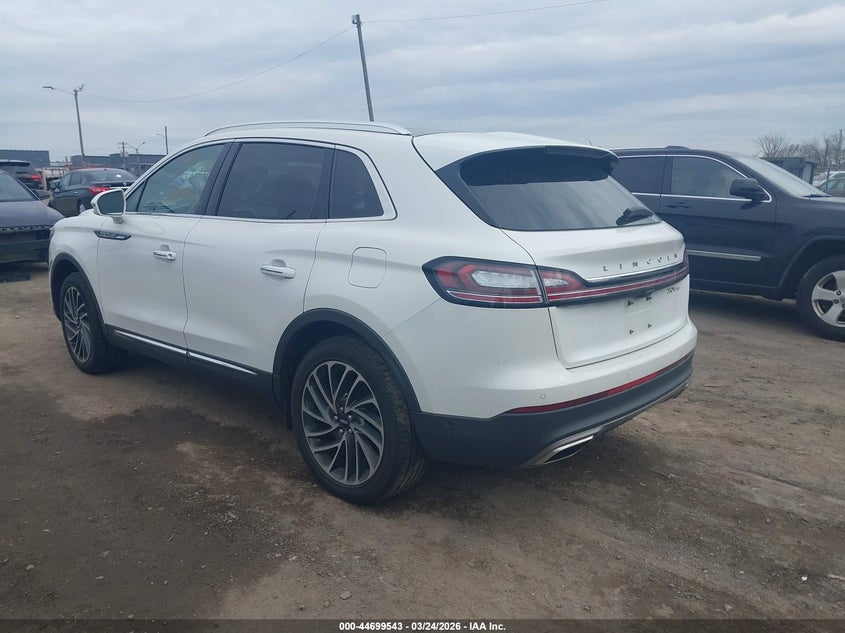 2020 Lincoln Nautilus Reserve