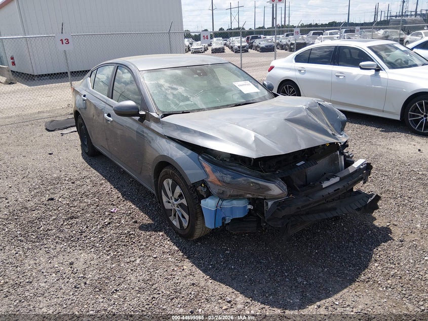 2023 Nissan Altima S Fwd