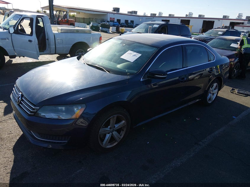 2014 Volkswagen Passat 1.8T Se