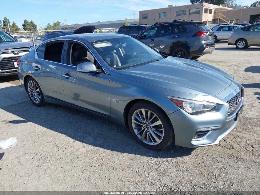 2018 Infiniti Q50 3.0T Luxe
