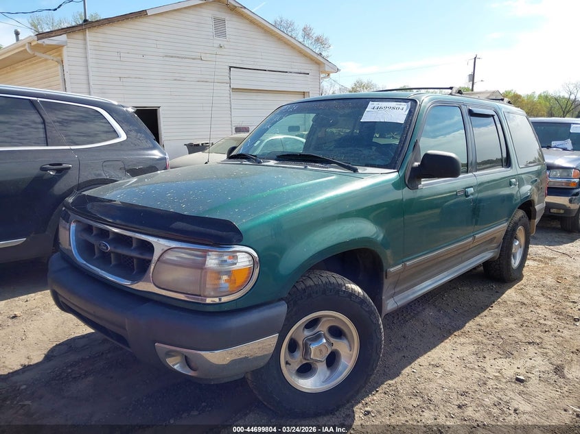 2000 Ford Explorer Xlt