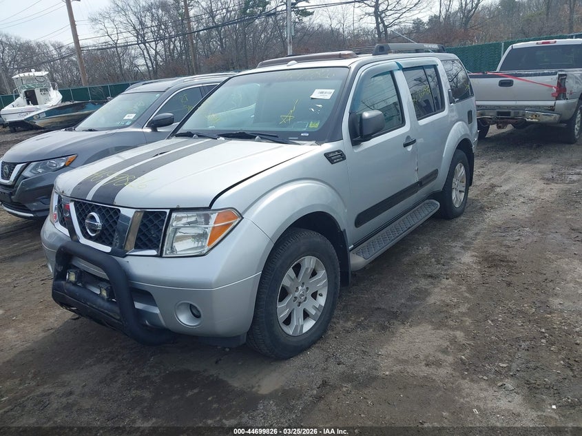 2007 Nissan Pathfinder Le