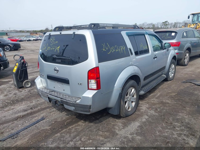 2007 Nissan Pathfinder Le