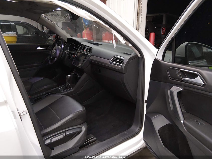 2018 Volkswagen Tiguan 2.0T Se/2.0T Sel