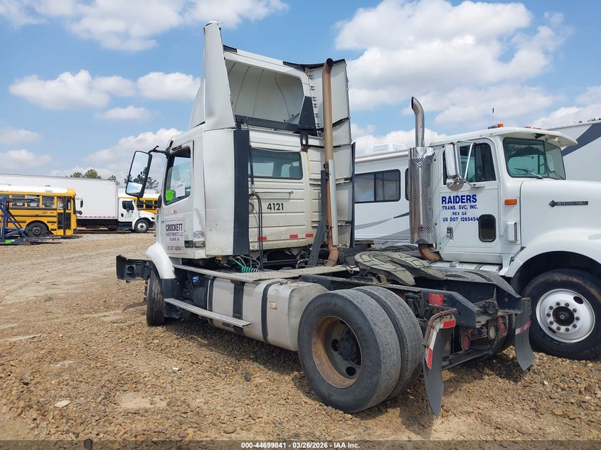 2019 Volvo Vnr white Lot 111044699841 Vin 4V4W19EG9KN907518
