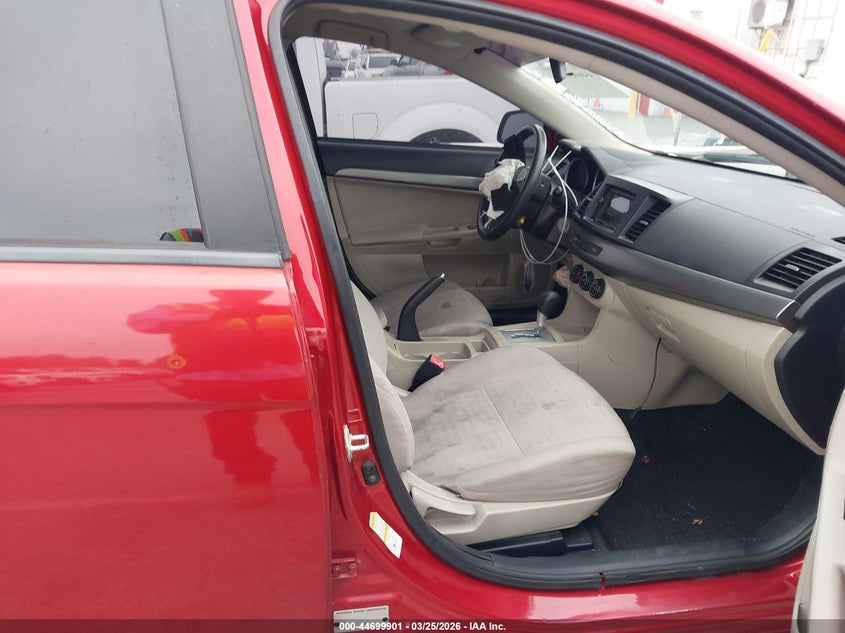 2013 Mitsubishi Lancer Es