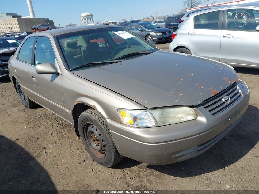 1999 Toyota Camry Le