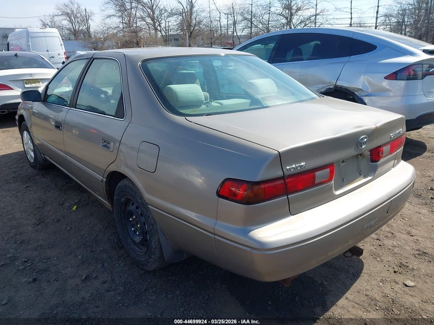 1999 Toyota Camry Le