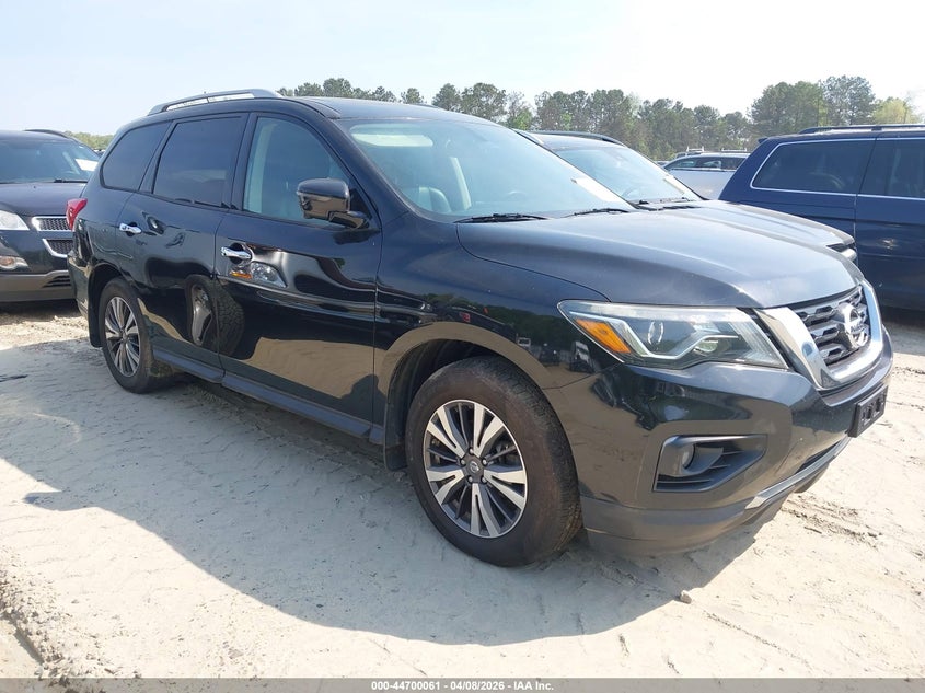 2017 Nissan Pathfinder Sl