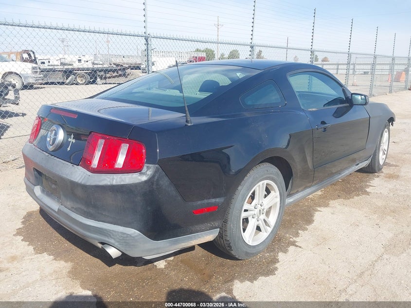 2012 Ford Mustang V6