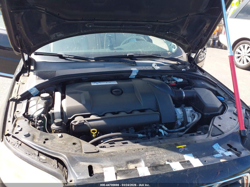 2011 Volvo S80 T6 VIN: YV1902AH8B1142871 Lot: 44700086