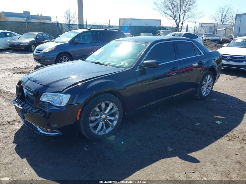 2018 Chrysler 300 Touring