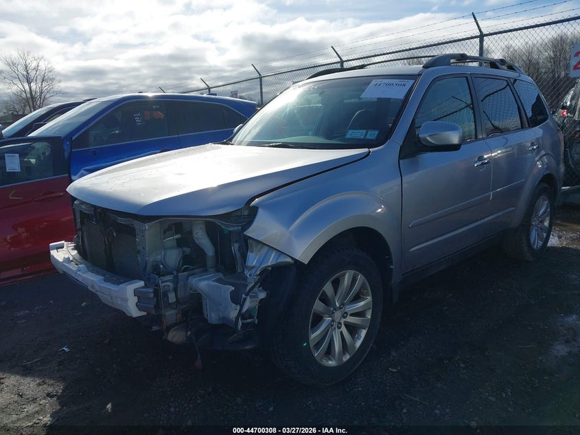 Vin: jf2shaec4dh439589, lot: 45197439, subaru forester 2.5x limited 20132