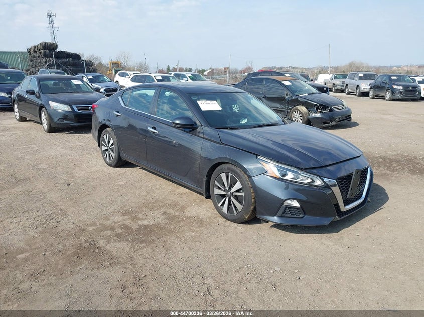 2022 Nissan Altima Sv Fwd