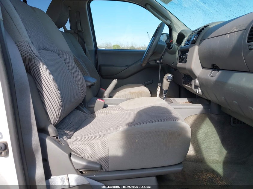 2011 Nissan Frontier S